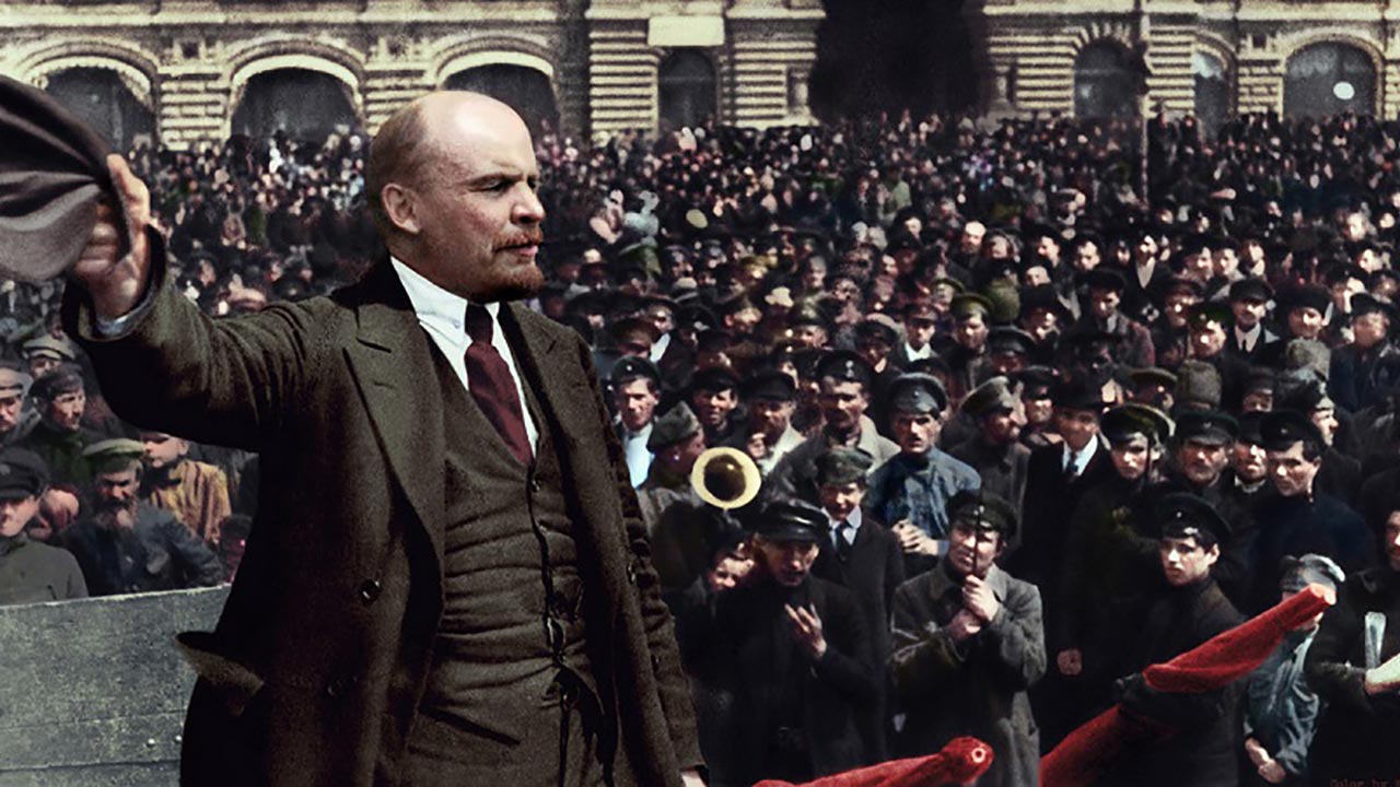 25 de outubro, o aniversário da revolução russa. Outros Outubros virão